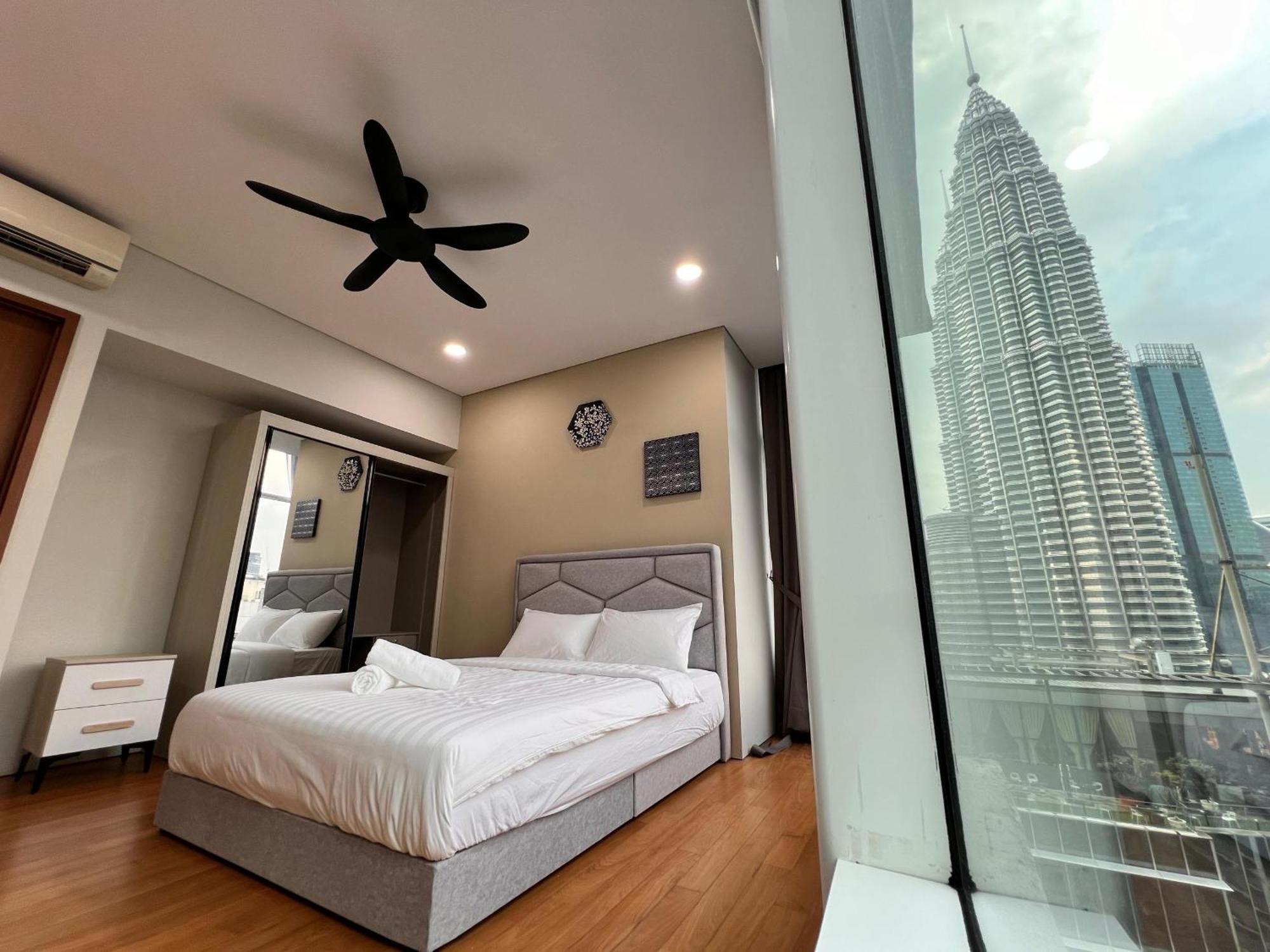 Sky Suites At Klcc By Mitstay Kuala Lumpur Eksteriør billede