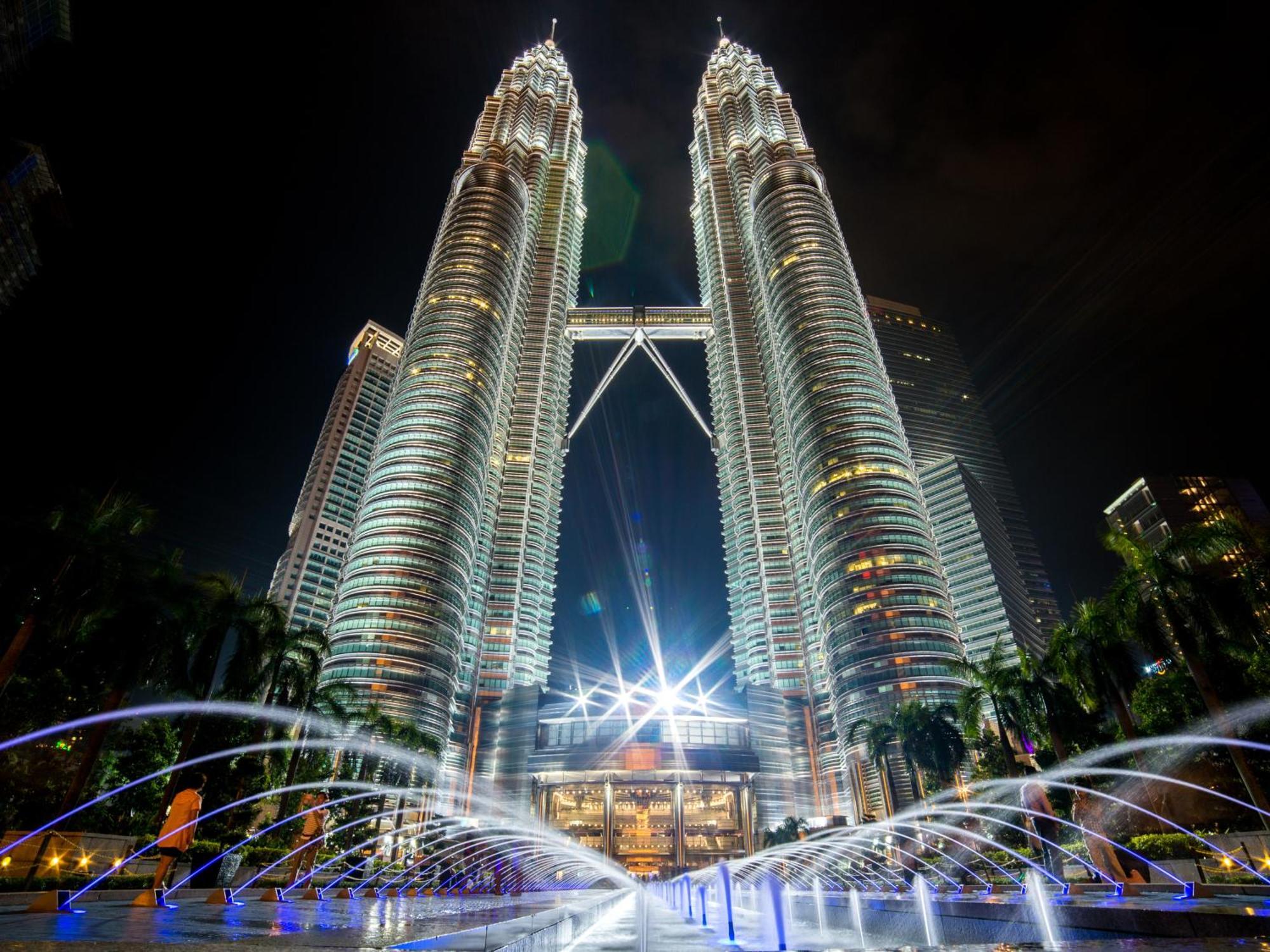 Sky Suites At Klcc By Mitstay Kuala Lumpur Eksteriør billede