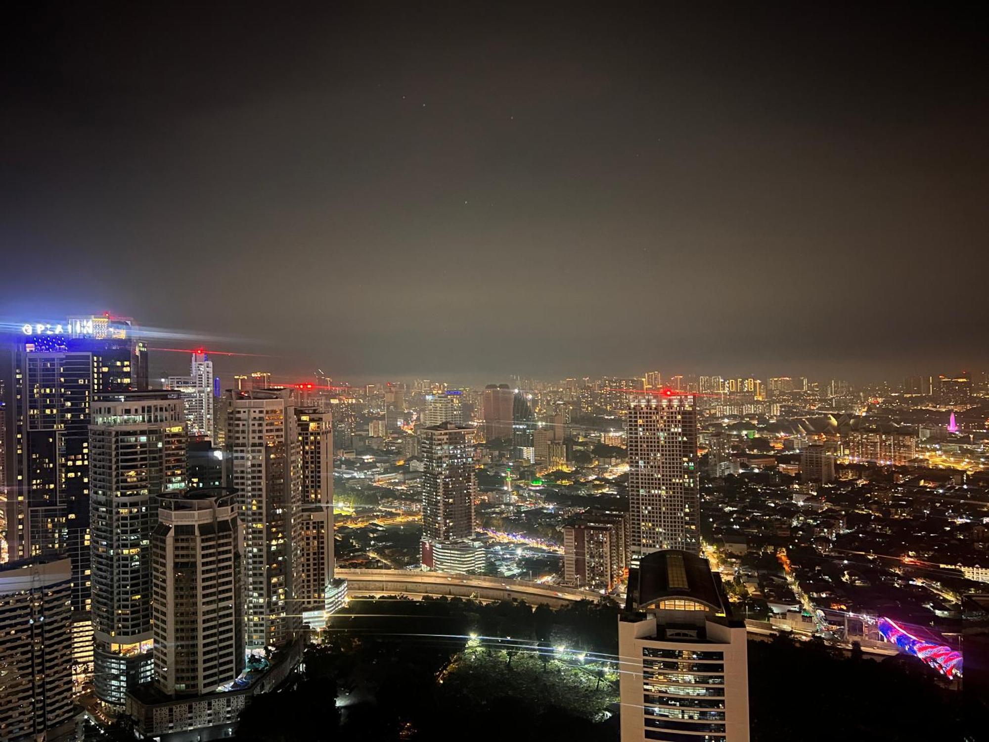Sky Suites At Klcc By Mitstay Kuala Lumpur Eksteriør billede
