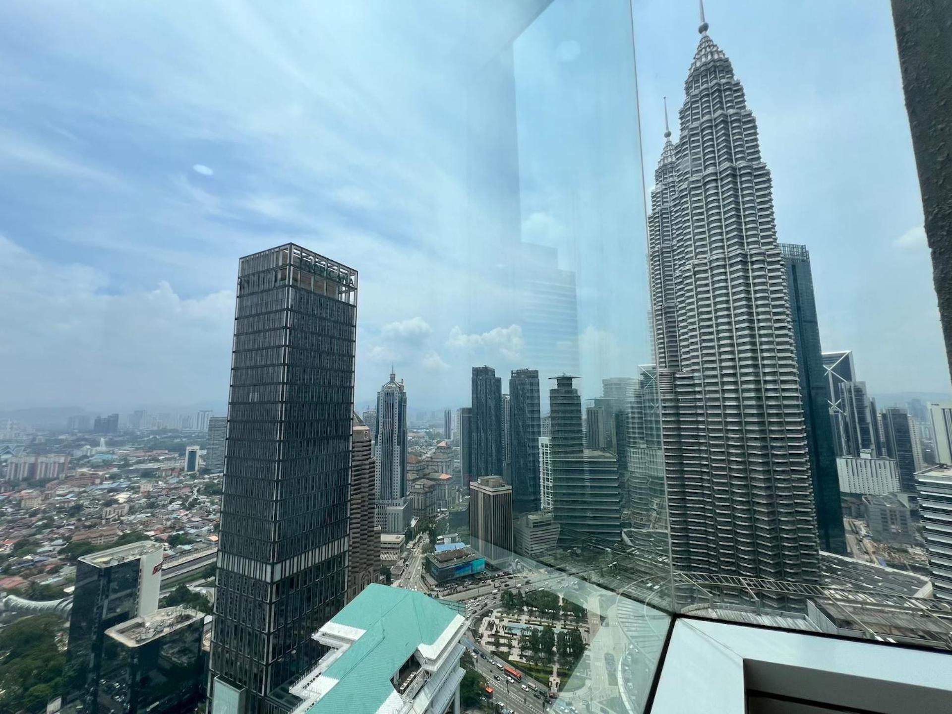 Sky Suites At Klcc By Mitstay Kuala Lumpur Eksteriør billede